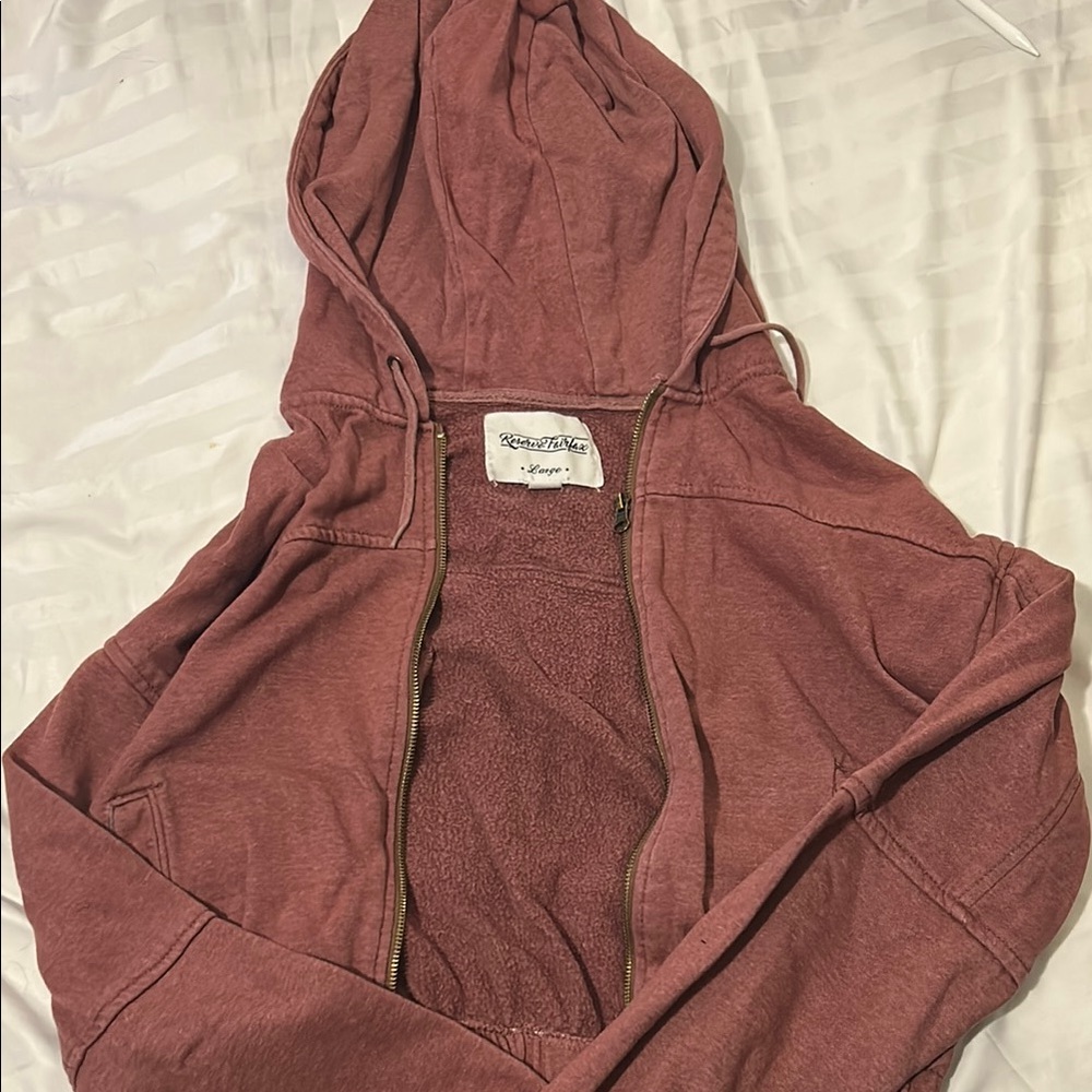 Junior’s cropped hoodie